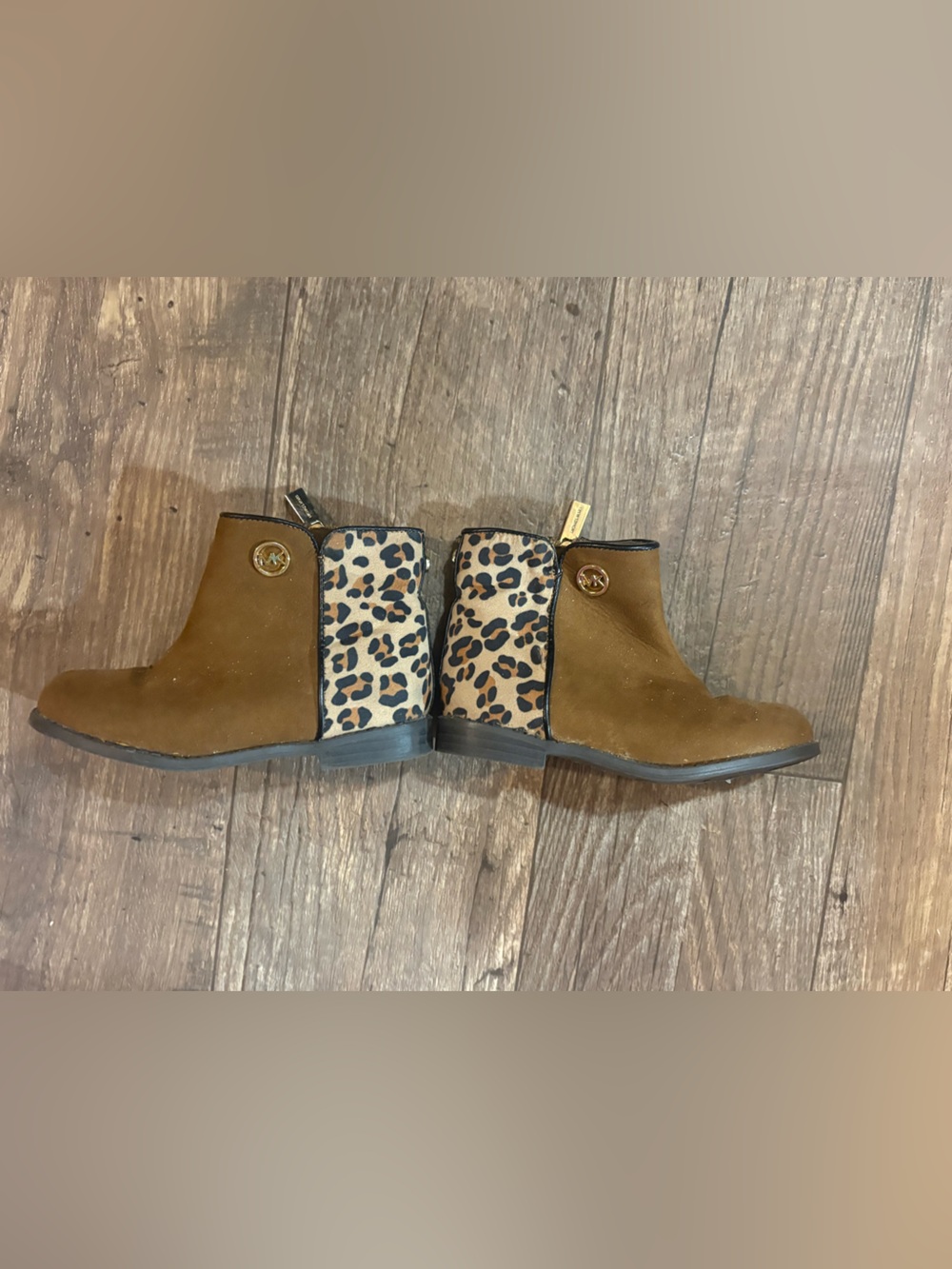 Michael Kors Ankle Booties with Leopard Panel size 9 toddler